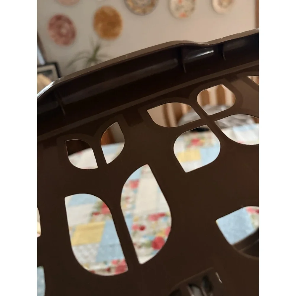 Vintage Rubbermaid 2968 Chocolate Brown Square Laundry Basket MCM Retro USA